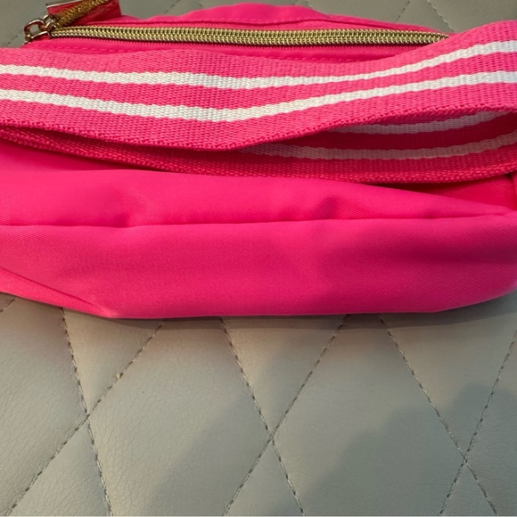 Lilly Pulitzer Jeanie Belt Bag~NWOT~Pink - Picture 3 of 3